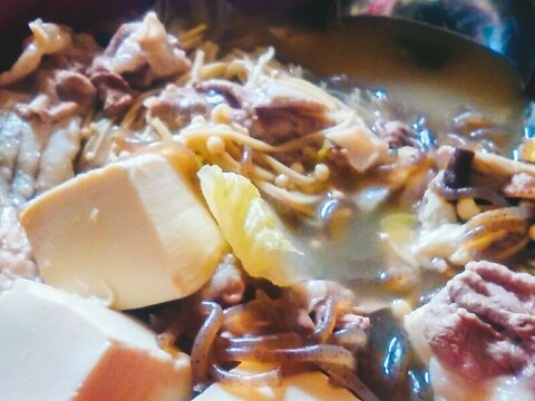 牛豆腐の味噌鍋